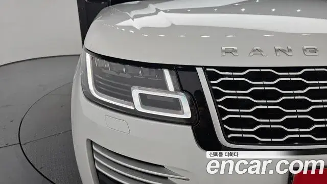 Land Rover Range Rover 2018 — Şəkil 20/31
