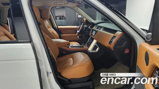 Land Rover Range Rover 2018 — Şəkil 15/31