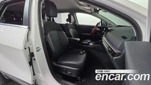 Kia Sportage 2025 — Photo 32/36