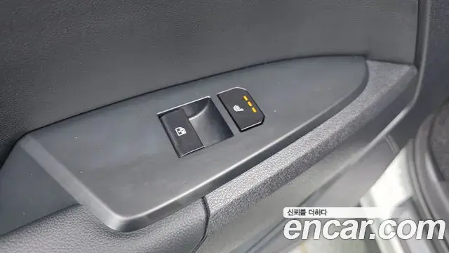 Kia Sportage 2025 — Photo 1/36