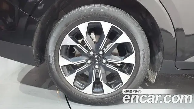 Kia Carnival 2022 — Photo 5/20