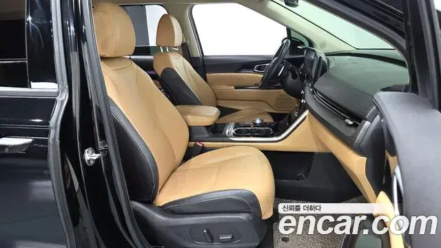 Kia Carnival 2022 — Photo 11/20
