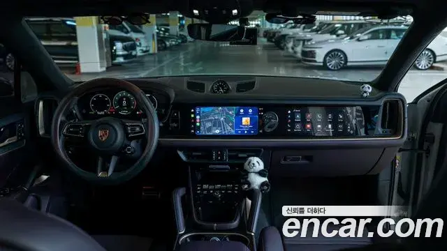 Porsche Cayenne 2025 — Photo 7/18