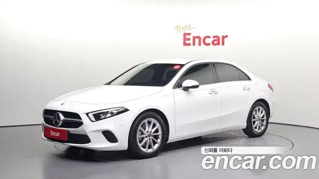 Mercedes-Benz A-Class 2020 — Фото 1/20