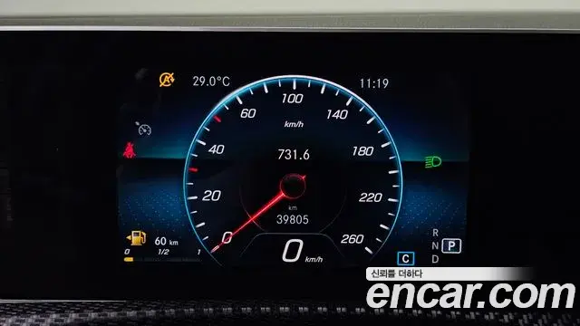 Mercedes-Benz A-Class 2020 — Фото 8/20