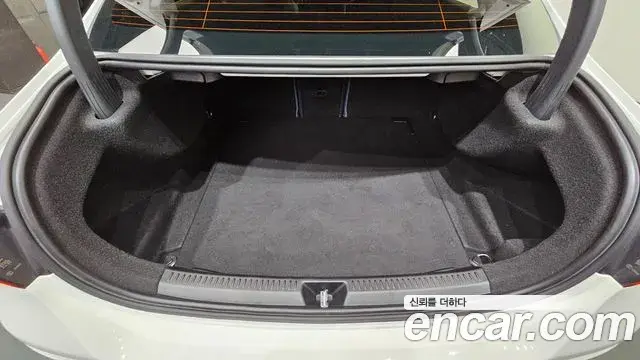 Mercedes-Benz A-Class 2020 — Photo 4/29