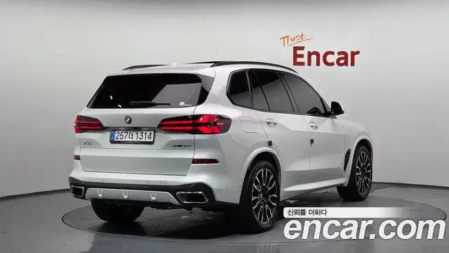 BMW X5 2025 — Photo 16/39