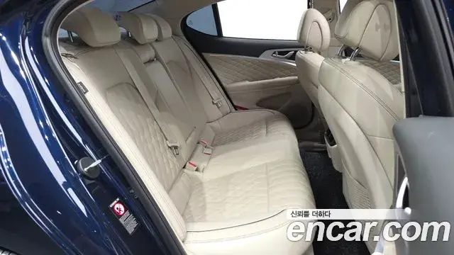 Genesis G70 2019 — ფოტო 36/39