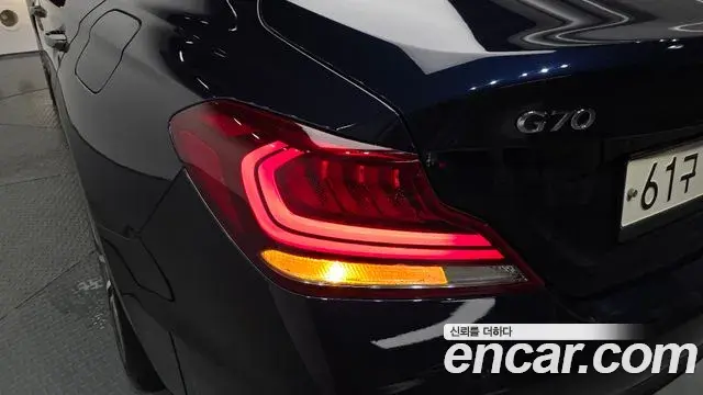 Genesis G70 2019 — ფოტო 34/39