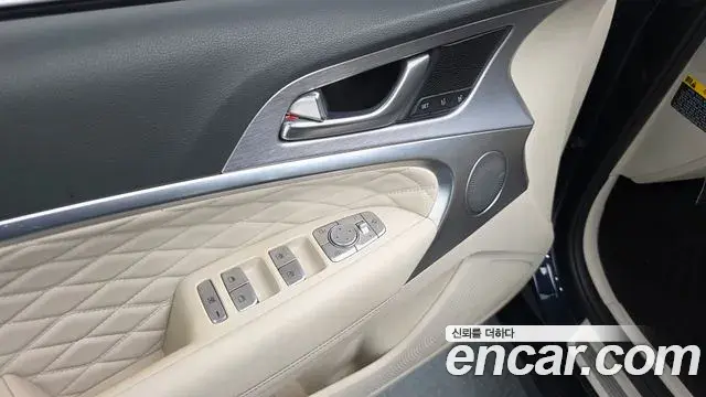 Genesis G70 2019 — ფოტო 39/39
