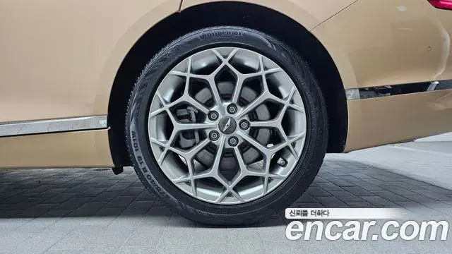 Genesis G80 2021 — Şəkil 12/33