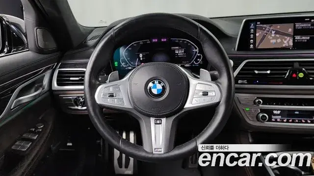 BMW 7 Series 2020 — Фото 13/20