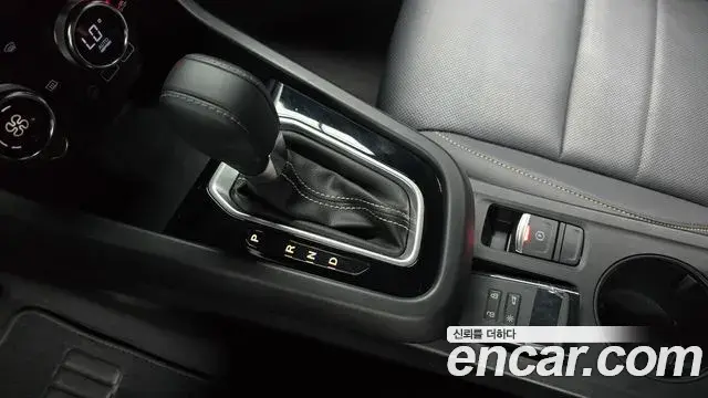 Renault Samsung Arkana 2025 — Фото 8/20