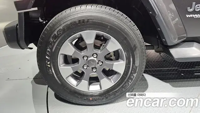 Jeep Wrangler 2019 — Photo 1/31