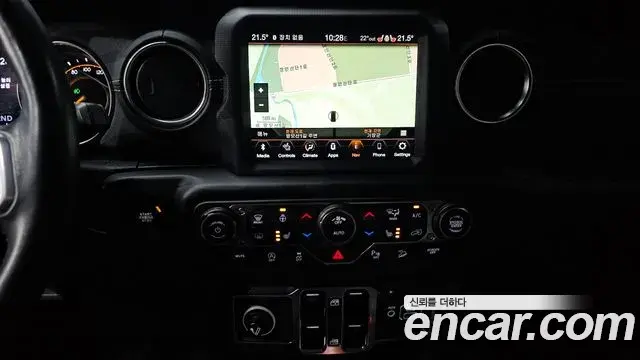 Jeep Wrangler 2019 — Photo 9/31