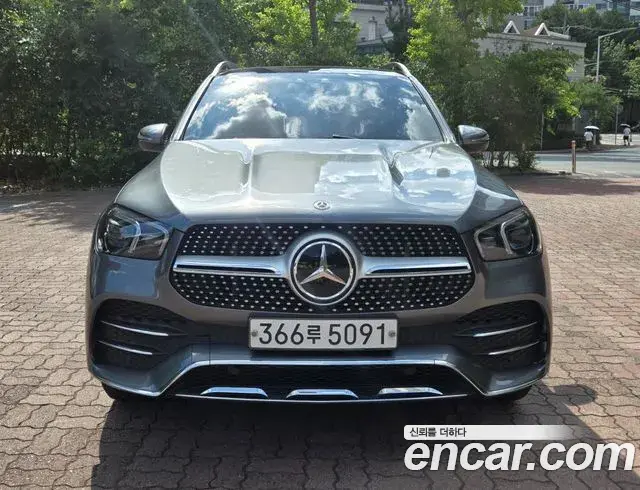 Mercedes-Benz GLE-Class 2020 — Фото 16/16