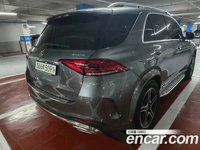 Mercedes-Benz GLE-Class 2020 — Фото 2/16