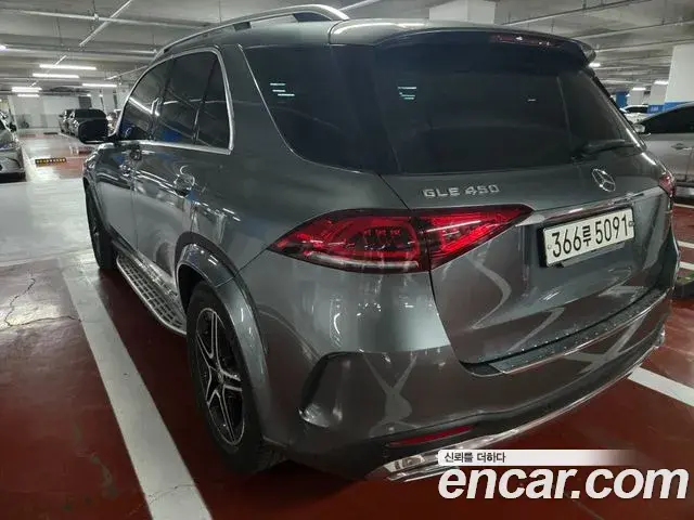 Mercedes-Benz GLE-Class 2020 — Фото 4/16