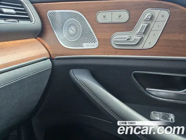 Mercedes-Benz GLE-Class 2020 — Фото 13/16