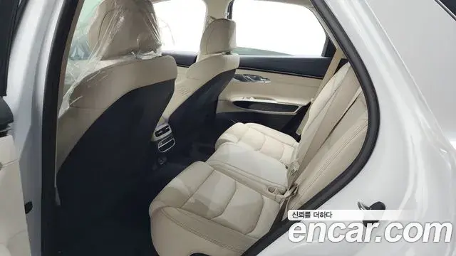 Genesis GV70 2021 — Photo 7/20