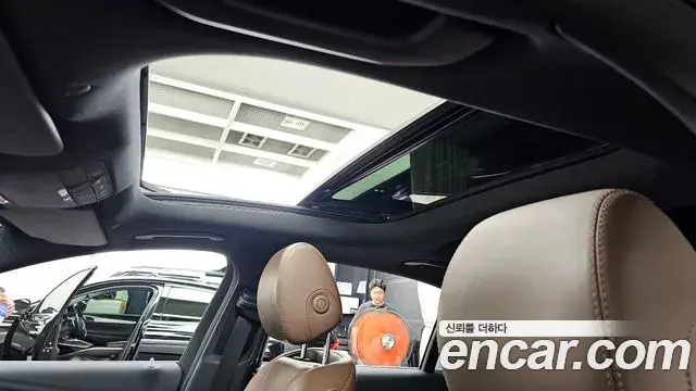 Mercedes-Benz E-Class 2019 — Şəkil 19/34