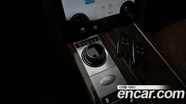 Land Rover Range Rover 2021 — Şəkil 1/36
