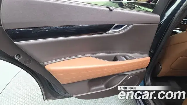 Genesis G80 2022 — Şəkil 18/34