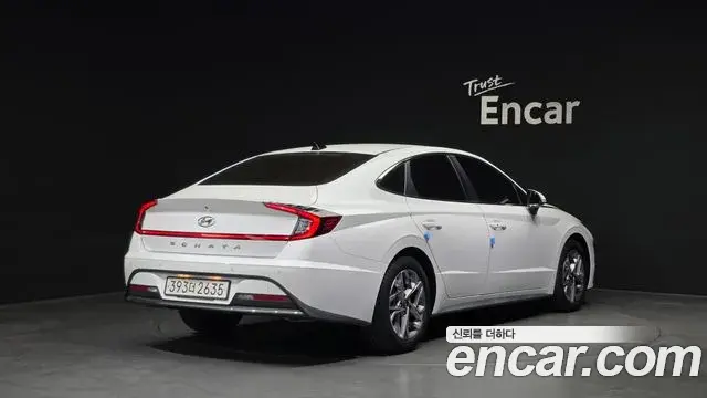 Hyundai Sonata 2021 — Фото 2/20