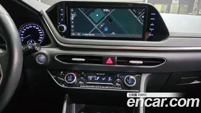 Hyundai Sonata 2021 — Фото 19/20