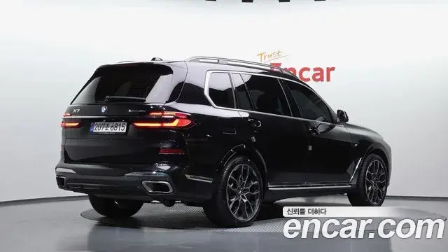 BMW X7 2025 — Photo 17/20