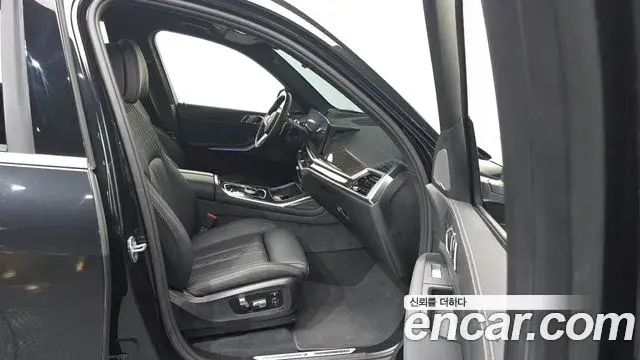 BMW X7 2025 — Photo 20/20
