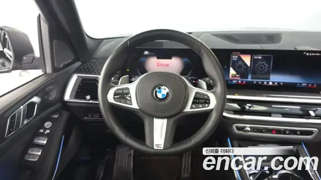 BMW X7 2025 — Photo 18/20