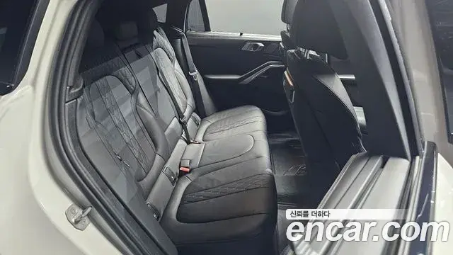 BMW X6 2023 — Şəkil 31/34