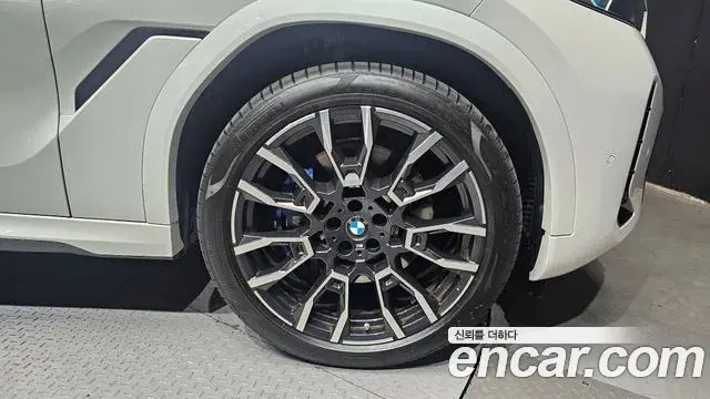 BMW X6 2023 — Şəkil 11/34