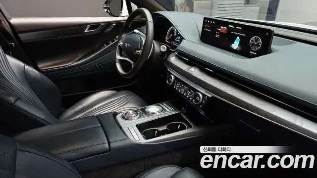 Genesis Electrified G80 2021 — Photo 19/20