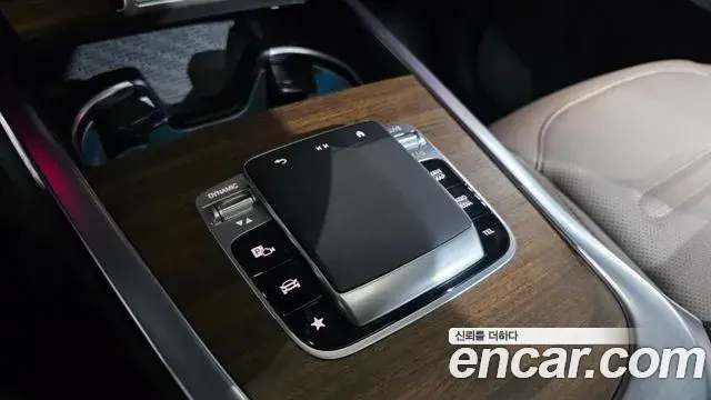 Mercedes-Benz G-Class 2025 — Şəkil 3/36