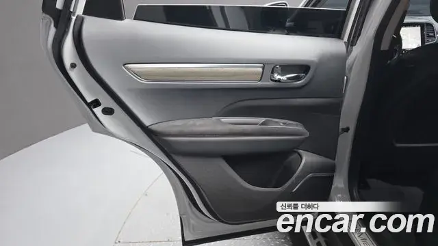 Renault Samsung QM6 2024 — ფოტო 34/35