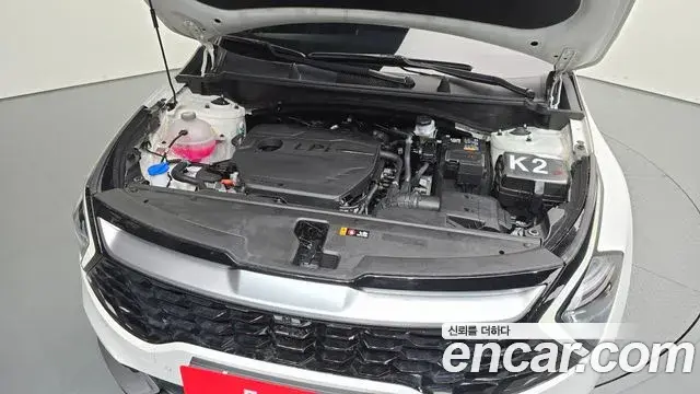 Kia Sportage 2024 — ფოტო 14/20