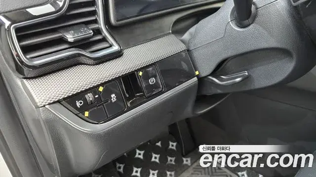 Kia Sportage 2024 — ფოტო 18/20