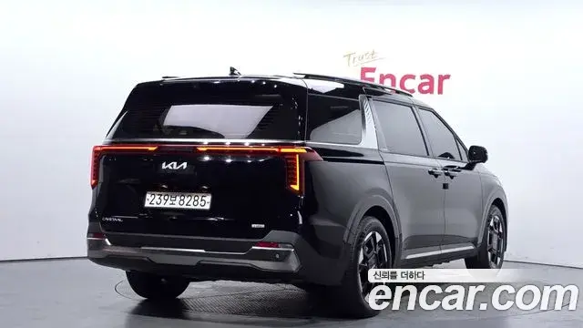 Kia Carnival 2024 — Şəkil 16/36