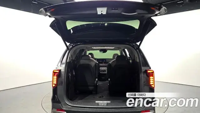 Kia Carnival 2024 — Şəkil 14/36