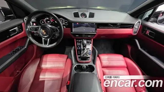 Porsche Cayenne 2020 — Şəkil 30/34