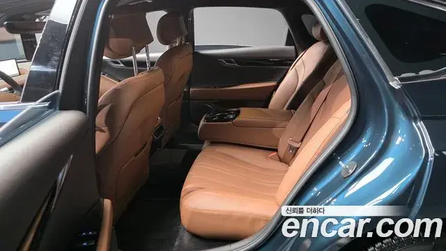 Genesis G80 2021 — ფოტო 21/35
