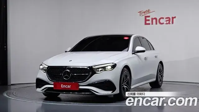 Mercedes-Benz E-Class 2024 — Şəkil 18/32