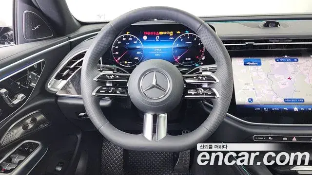 Mercedes-Benz E-Class 2024 — Şəkil 24/32