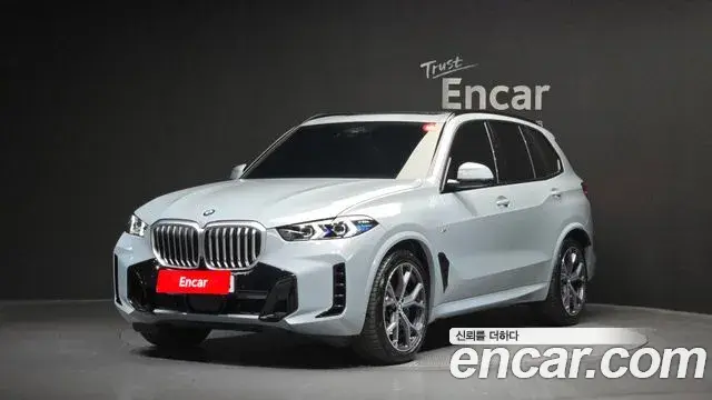 BMW X5 2025 — Фото 1/20