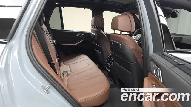 BMW X5 2025 — Фото 12/20