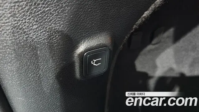 Jeep Cherokee 2021 — Photo 8/38