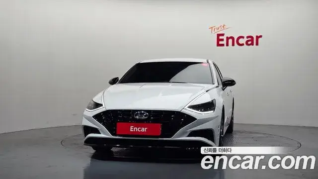 Hyundai Sonata 2021 — Фото 3/20