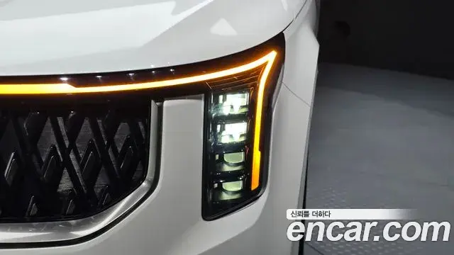 Kia Carnival 2024 — Photo 16/37